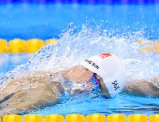 巴特勒官方宣布最后时刻胜出新规，澳大利亚队引发争议！观众掌声雷动